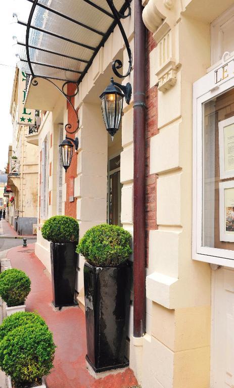 Hotel Le Fer A Cheval Trouville-sur-Mer Exterior foto