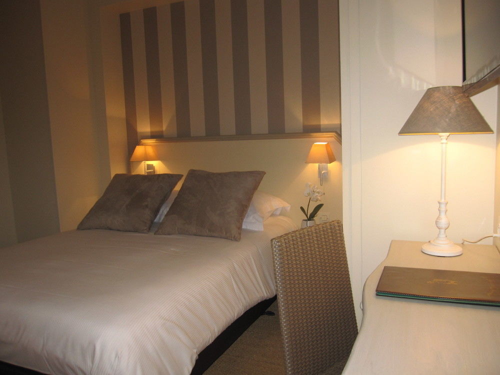 Hotel Le Fer A Cheval Trouville-sur-Mer Exterior foto